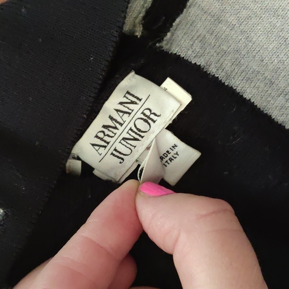 Authentic and Super cute toddlers boys Armani hats - Picture 3 of 5